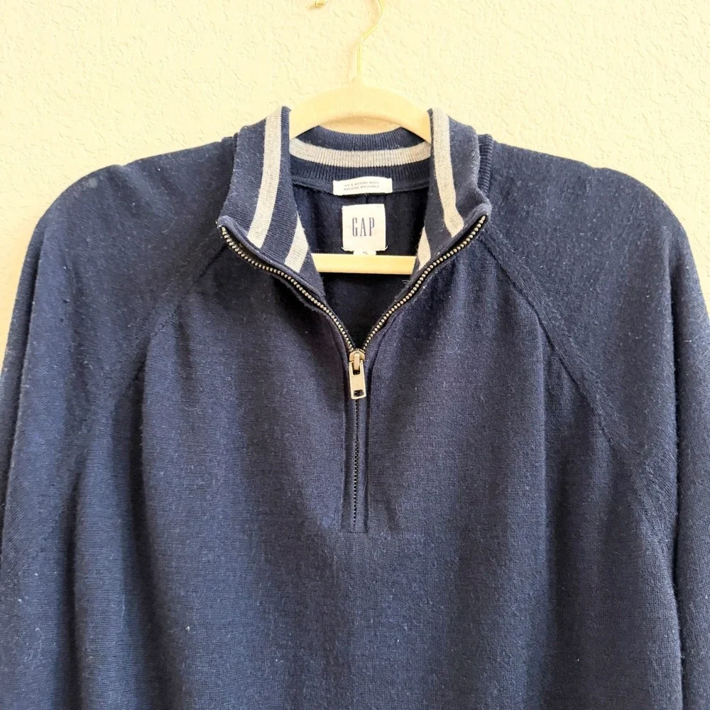 GAP Mens XL Navy Blue‎ 100% Merino Wool Quarter Zip Pullover Sweater Mock Neck